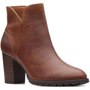 NEW Clarks Women Verona Trish Dark Tan Oiled Leather Block Heel Ankle Bootie